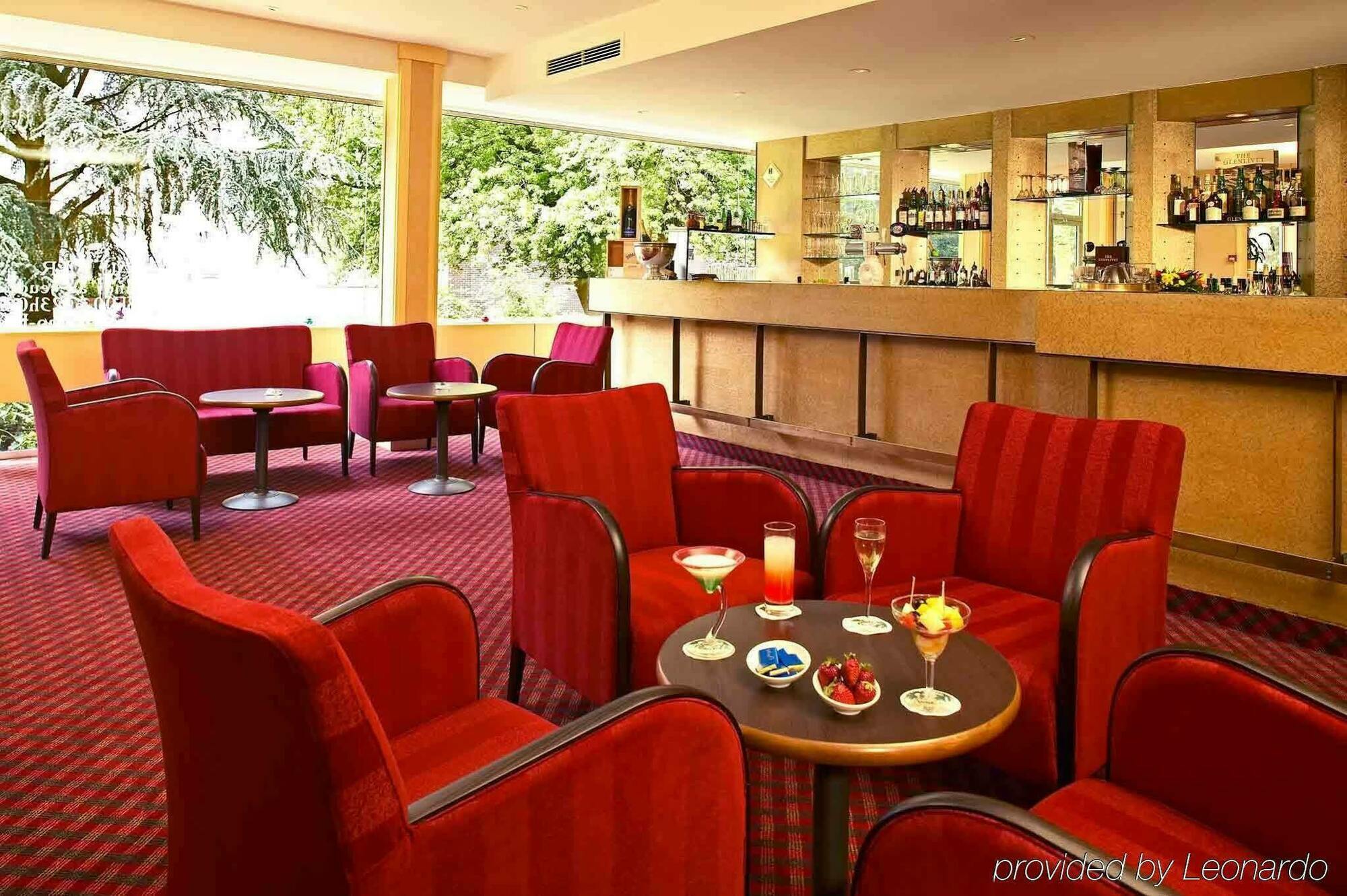 Mercure Besancon Parc Micaud - Hotel & Bar Exteriér fotografie